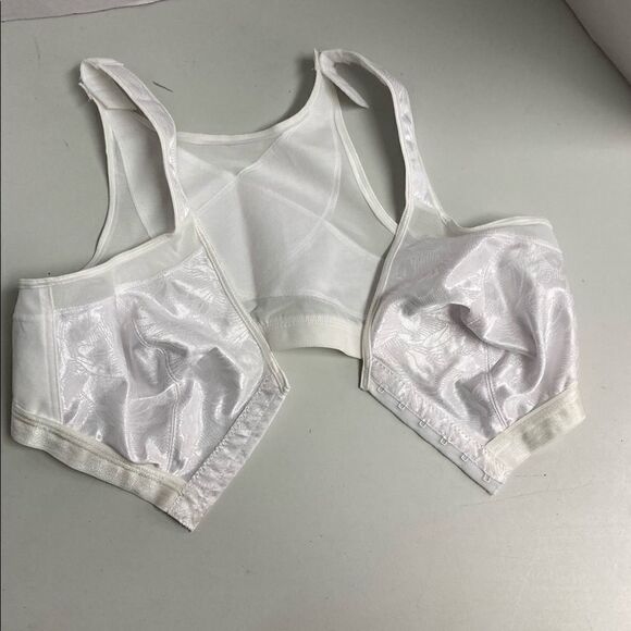 PLAYTEX, 18 Hour White Bra, Sz 36D, No Underwire, Hook & Eye front closure, - Picture 10 of 11